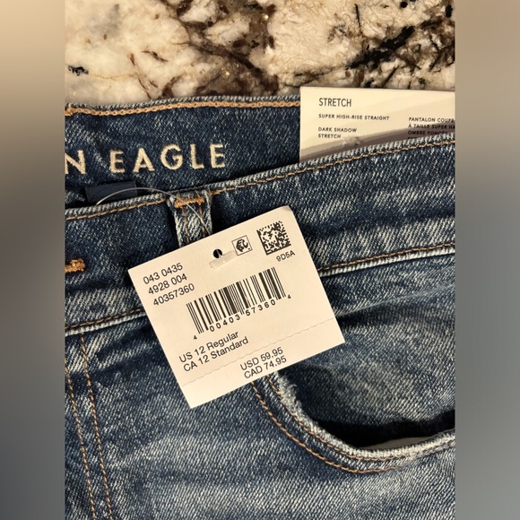 AMERICAN EAGLE SUPER HIGH RISE STRAIGHT JEAN - Picture 3 of 4